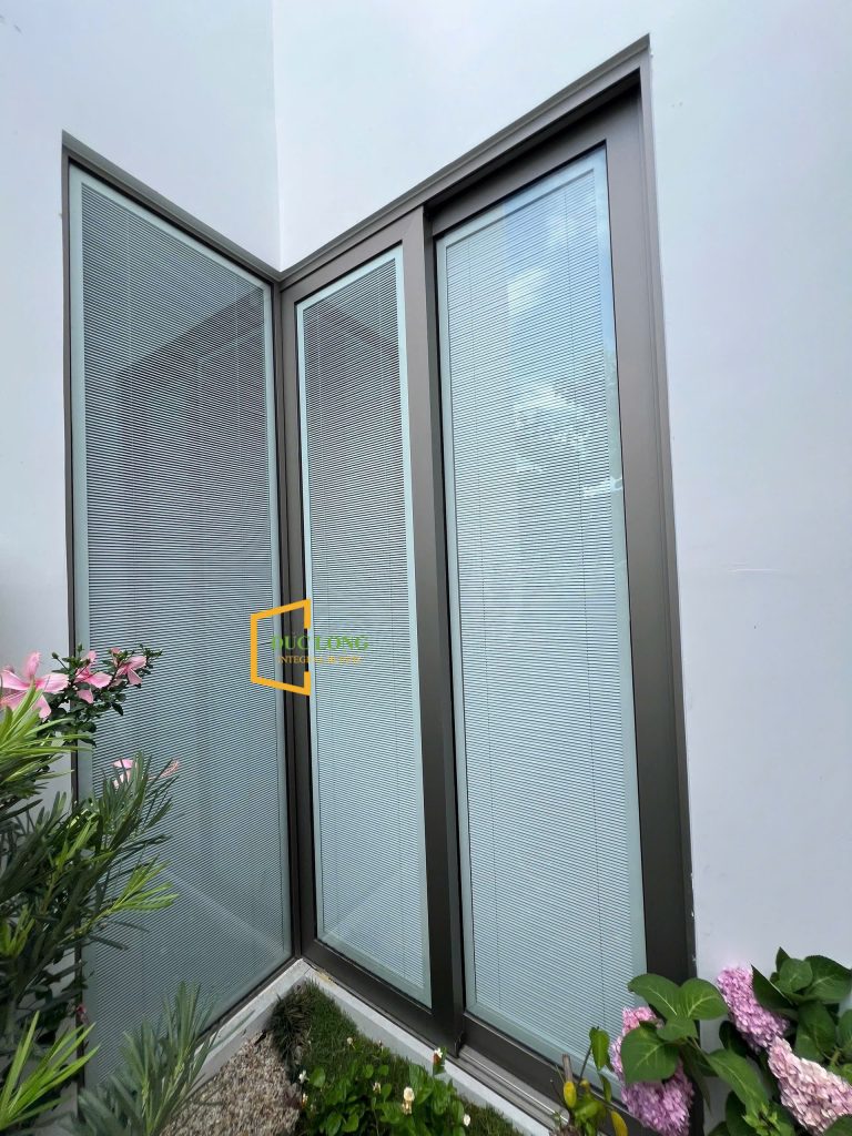 Rèm Trong Kính Hộp RTK15 – Màu Bạc